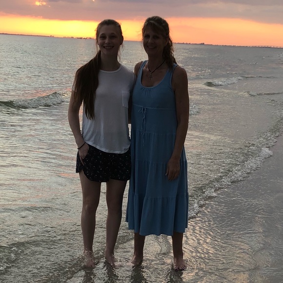 Meet your Posher, Marti/Maxi - Picture 1 of 3